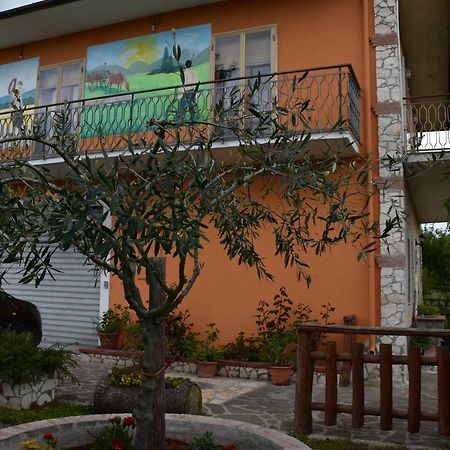 B&B Nel Verde Montesano sulla Marcellana Eksteriør billede